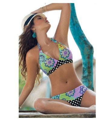 Damen Triangel-Bikini mit lebhaftem Blumenmuster und gepunktetem Höschen Echo Archiv