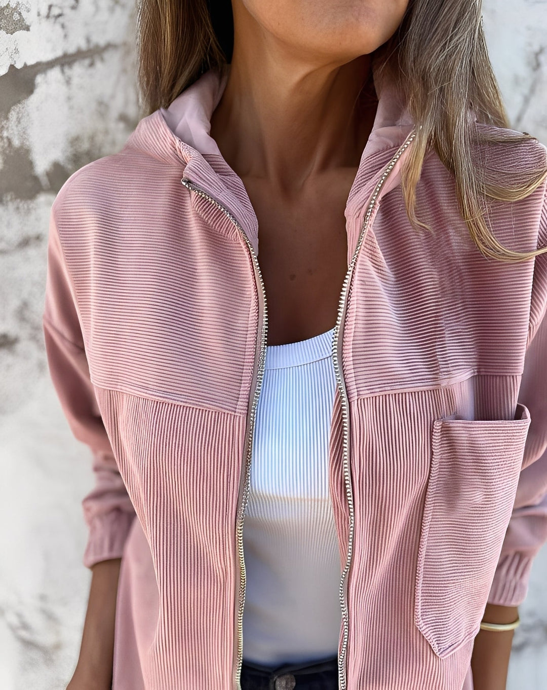 Echoarchiv | Bequeme Damen-Cordjacke mit Kapuze