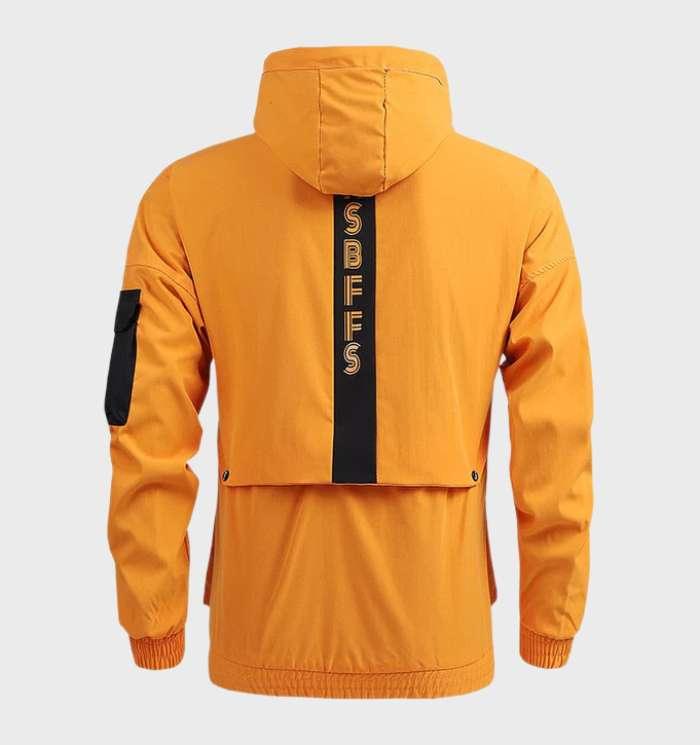 Warme, leichte Jacke mit Taschen, Kapuze und Kordelzug – Taviero