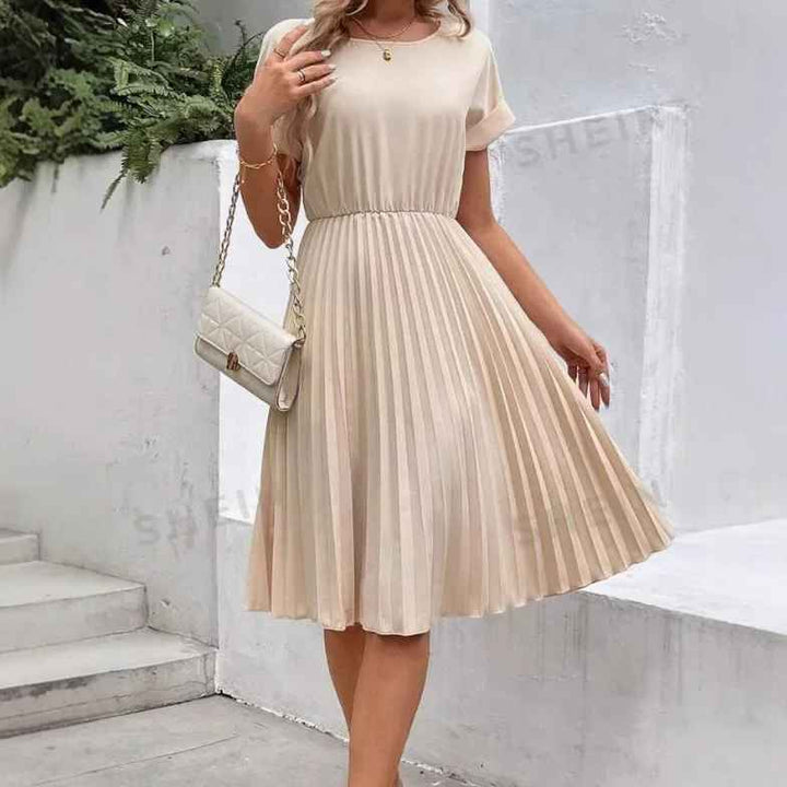 Echoarchiv | Einfarbig Plissierter Kurzarmkleid
