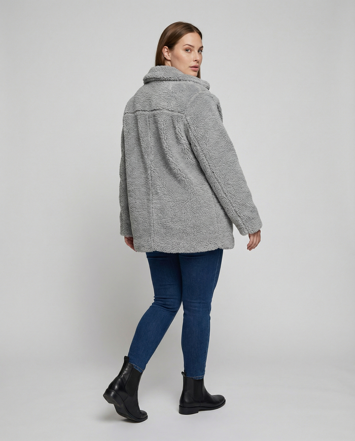 Echoarchiv | Wintermode für Frauen mit modernem Schnitt idEchoarchivl für kaltes Wetter
