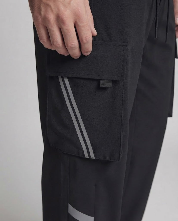 Herren Bunte Cargo-Hose mit breitem Schnitt Echo Archiv