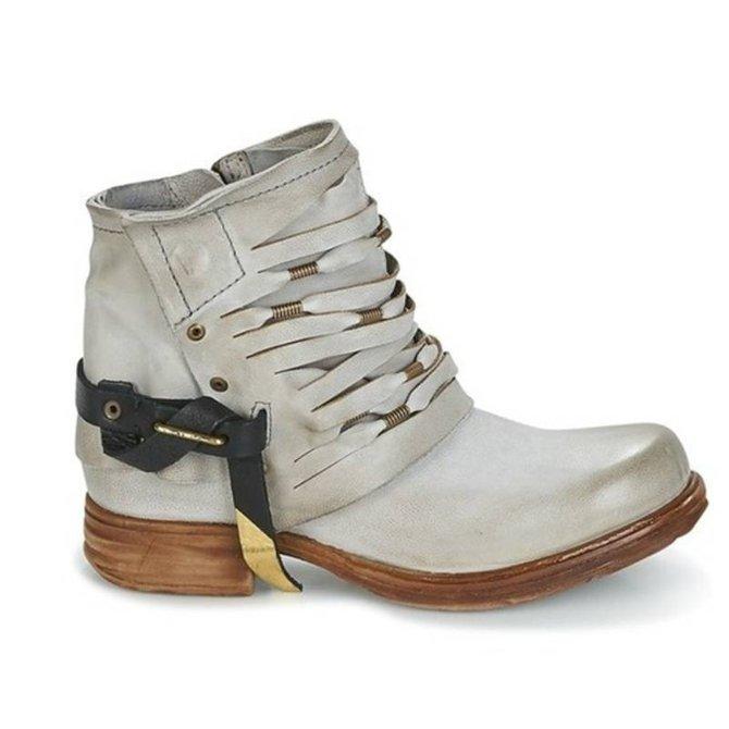 Echoarchiv | Bequeme Stiefeletten