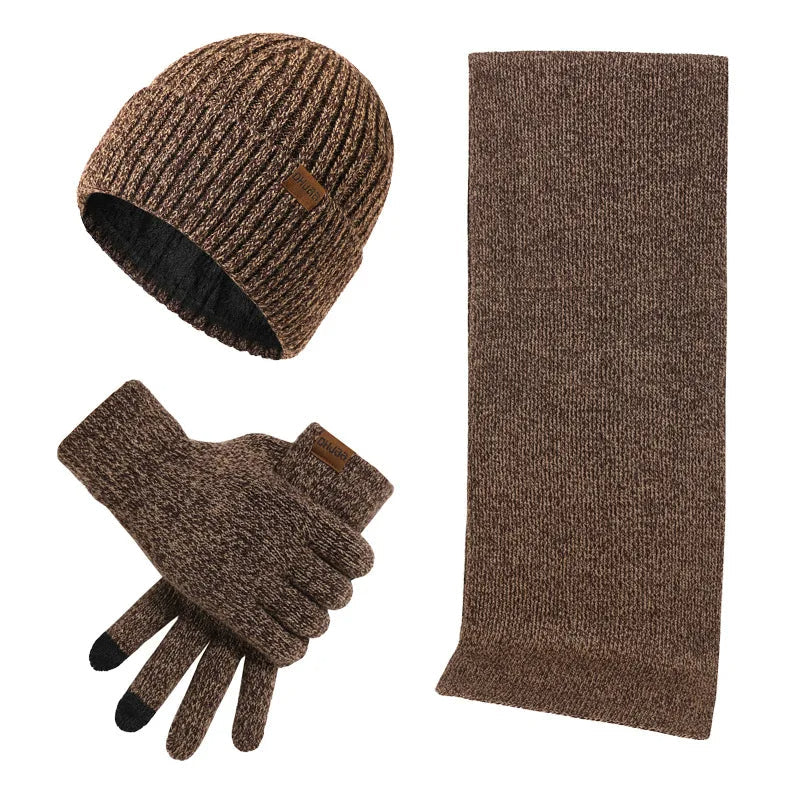 Echoarchiv - Lässiges Winterset mit Mütze, Schal und Handschuhen für Männer
