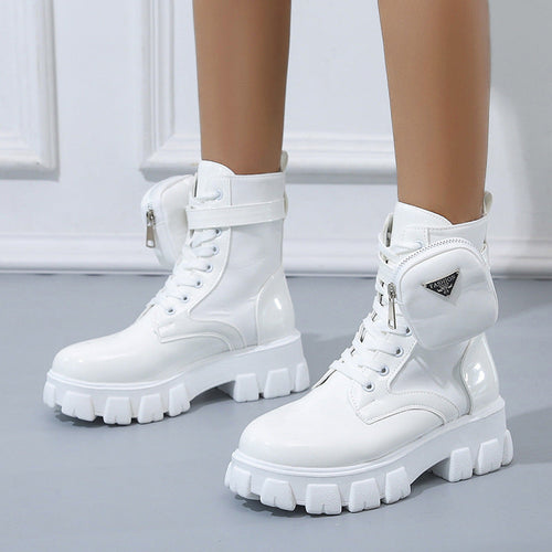 Modische Stiefel für Frauen Echoarchiv