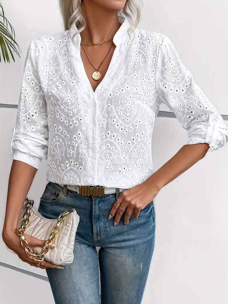 Echoarchiv | Elegante Bluse mit Langen Ärmeln, Geschlossen mit Bestickten Knöpfen