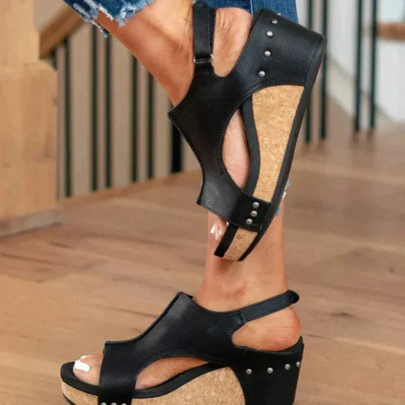 Orthopädische sandalen für zusätzlichen Halt