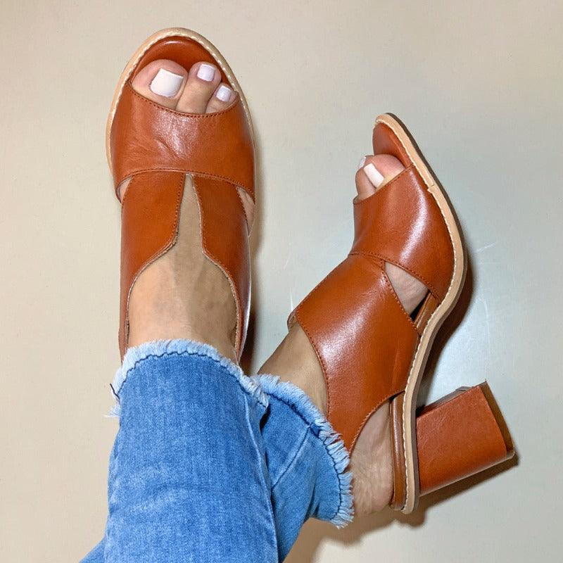 Echoarchiv | Unübertroffene Langlebigkeit und Zeitlose Eleganz In Damensandalen Aus Echtem Leder