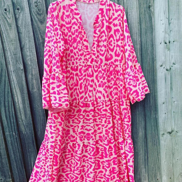 Echoarchiv | Stilvolles Sommerkleid mit Leopardenmuster