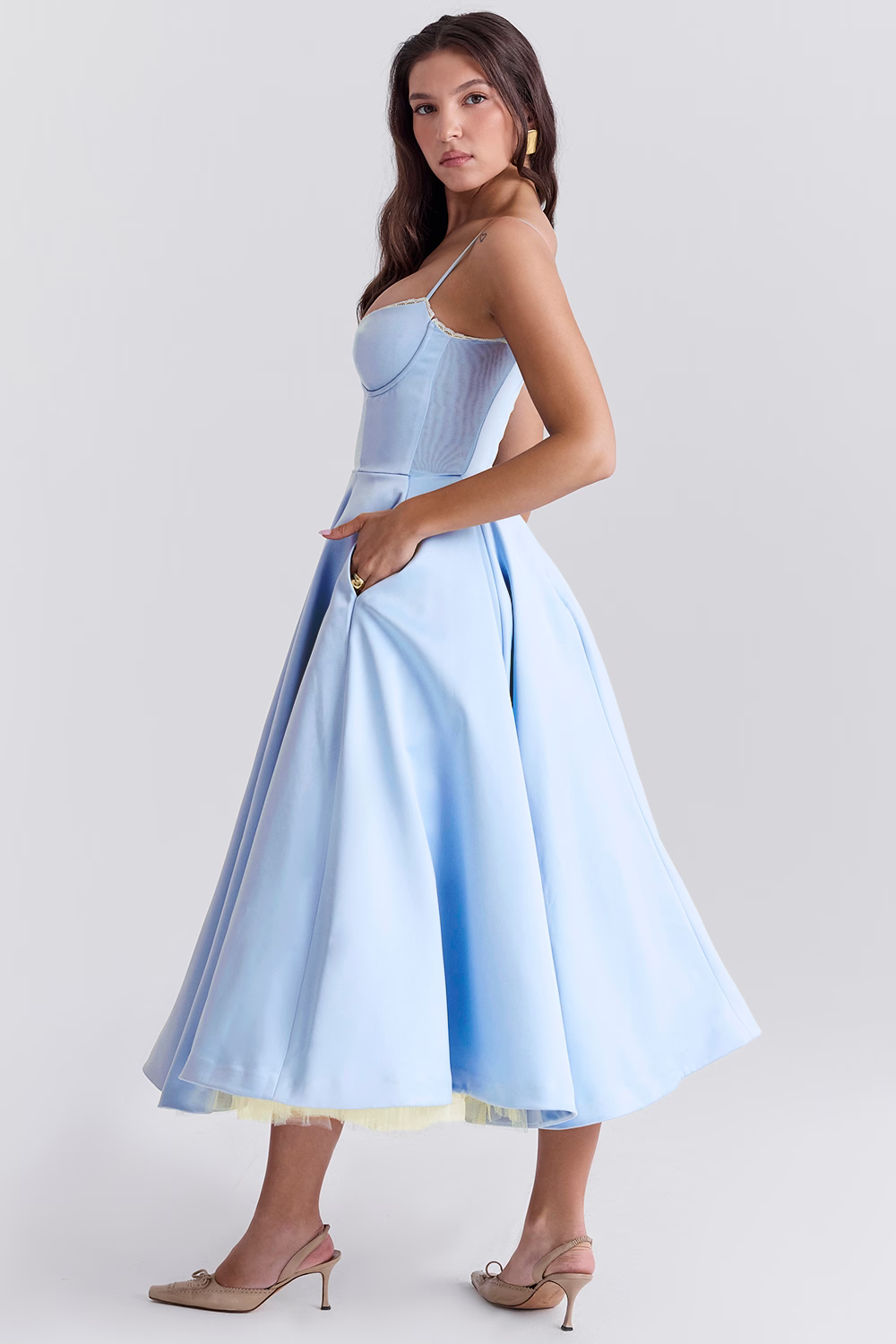 Elegantes Schlankmachendes Kleid für Damen