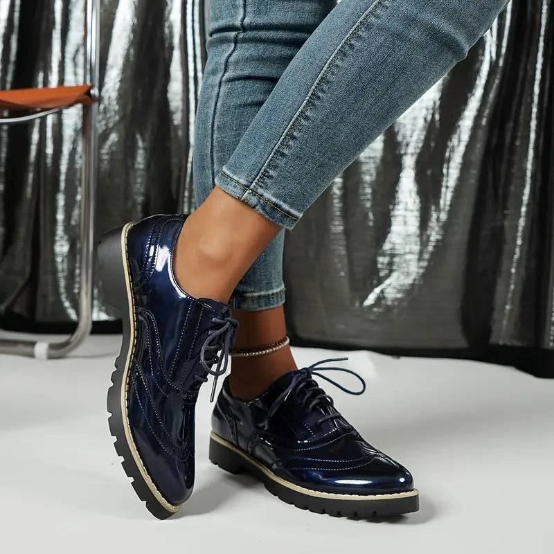 Echoarchiv | Modisch Gestanzte Lackschuhe Für Damen