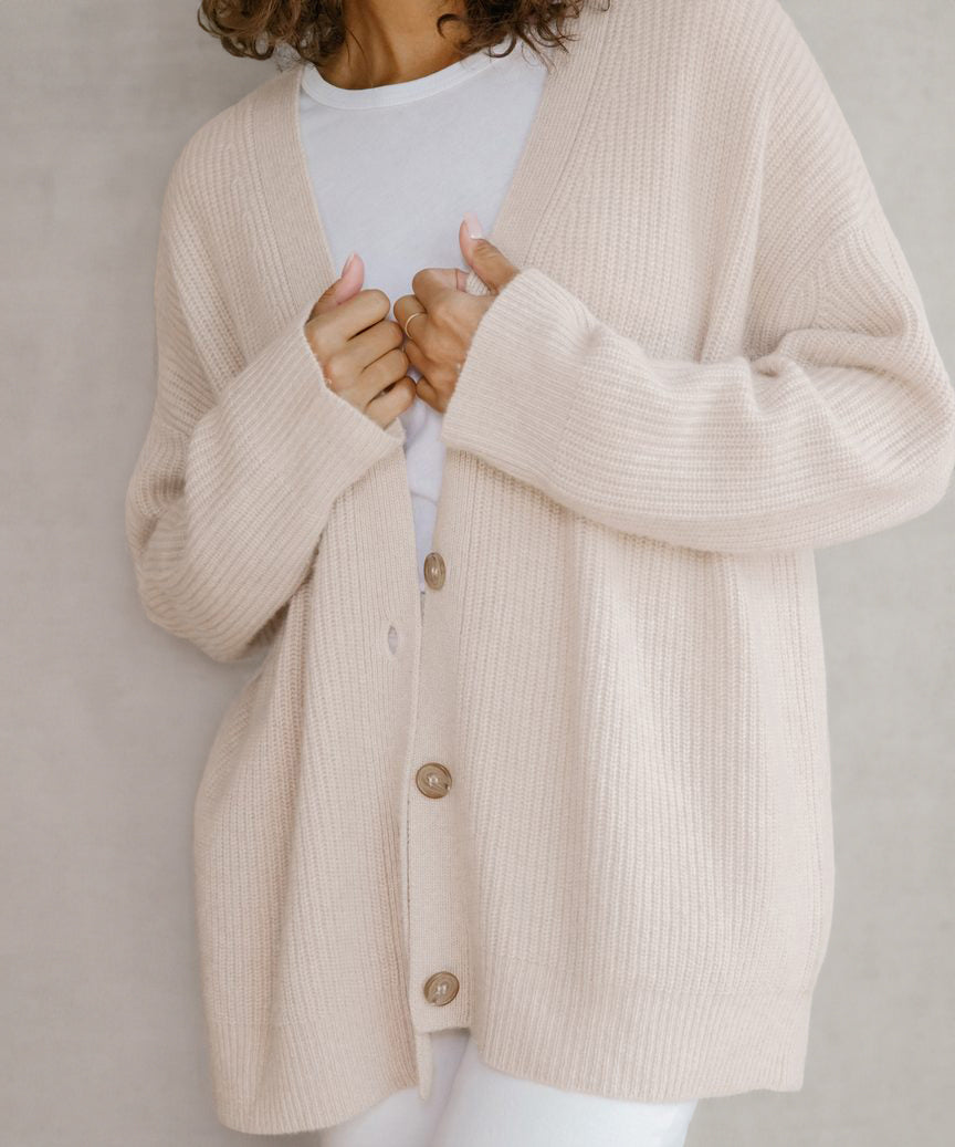 Echoarchiv |Strickjacke für Komfort und Eleganz