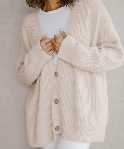 Echoarchiv |Strickjacke für Komfort und Eleganz