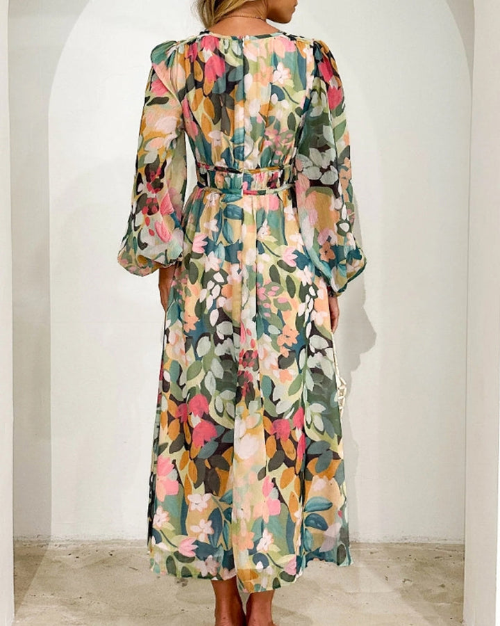 Echoarchiv | Elegantes Kleid mit Blumendruck und V-Ausschnitt