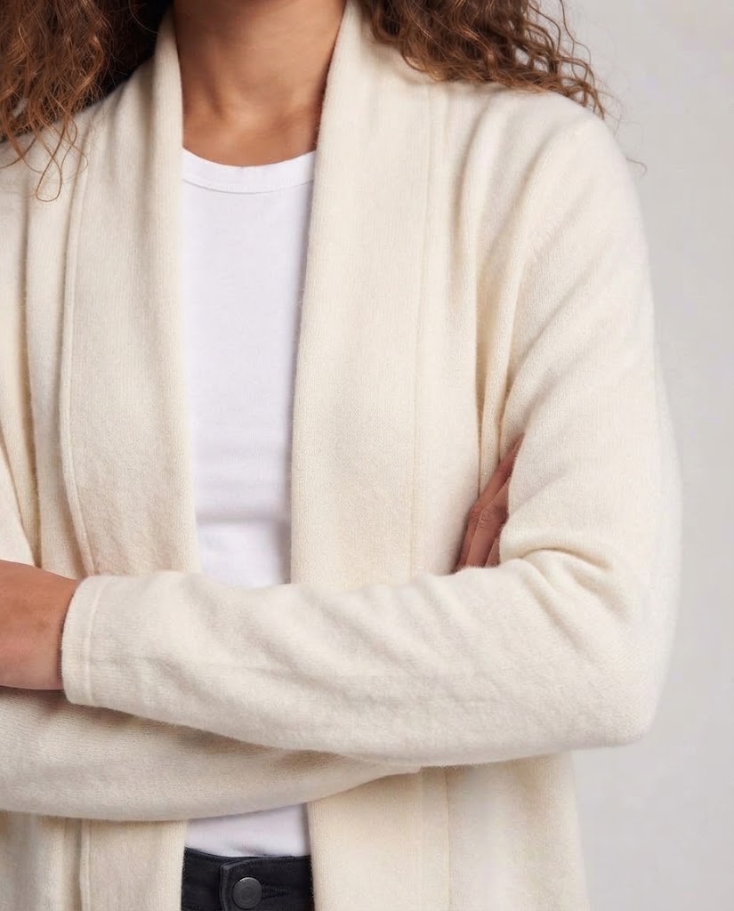 Damen Kragenloser taillierter Strickmantel mit Bindegürtel Echo Archiv