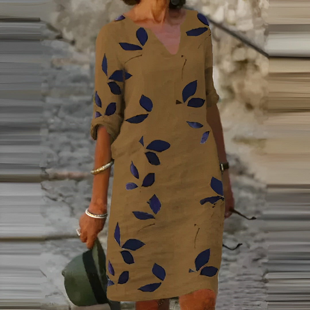Echoarchiv | Atemberaubendes Damen-Sommerkleid mit Blätterdruck
