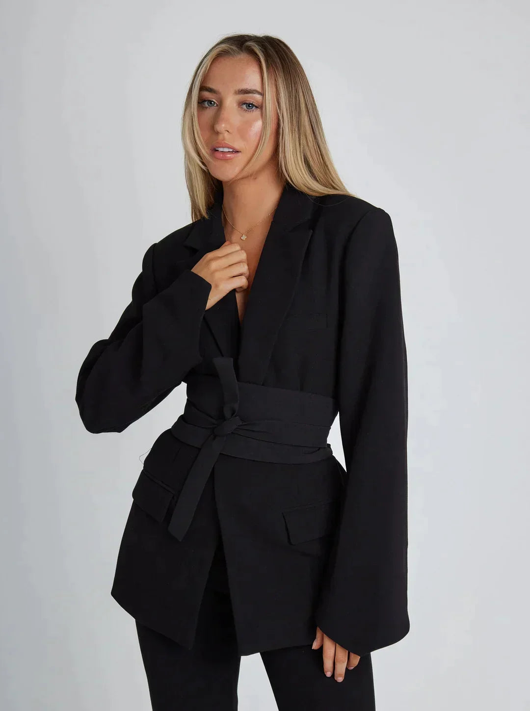 Blazer mit Gürtel – Valéne