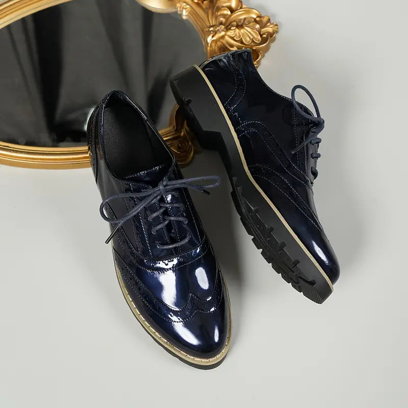 Echoarchiv | Modisch Gestanzte Lackschuhe Für Damen
