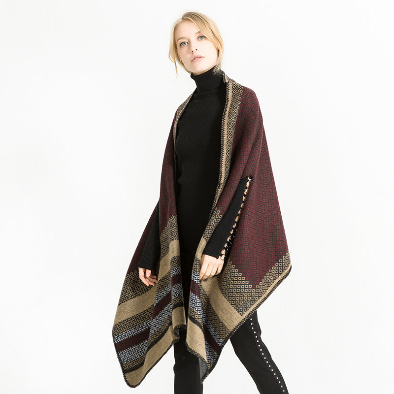 Damen Weicher Jacquard‑Ruana‑Überwurf mit Ethno‑Bordüre und offenem Oversize‑Fall Echo Archiv