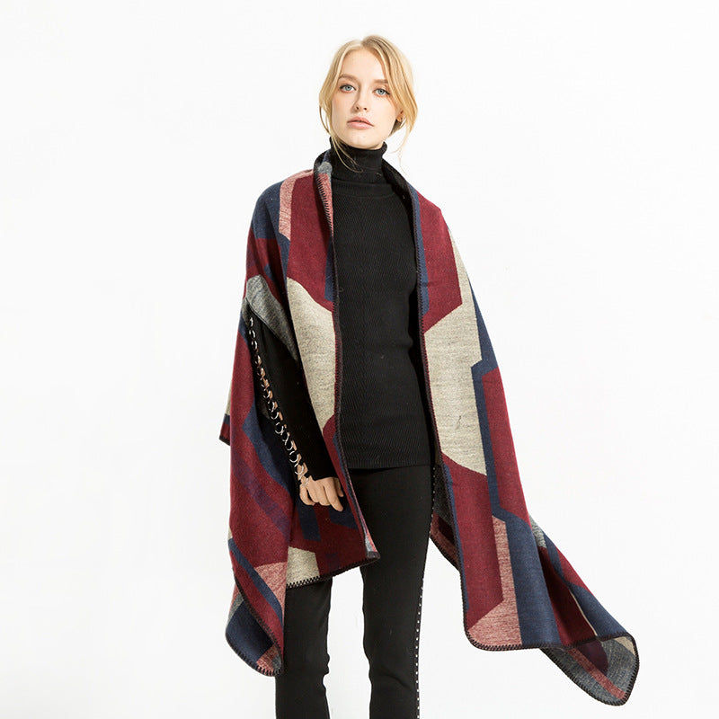 Damen Geometrischer Jacquard‑Überwurf im Ruana‑Stil mit Kapuze Echo Archiv