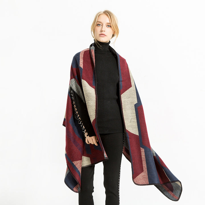 Damen Geometrischer Jacquard‑Überwurf im Ruana‑Stil mit Kapuze Echo Archiv