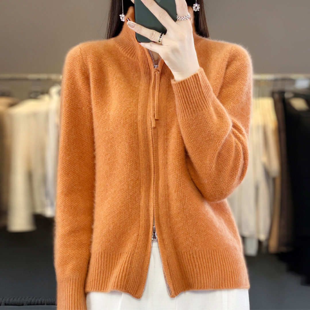 Echoarchiv | Strickjacke mit elegantem Design und Reißverschluss