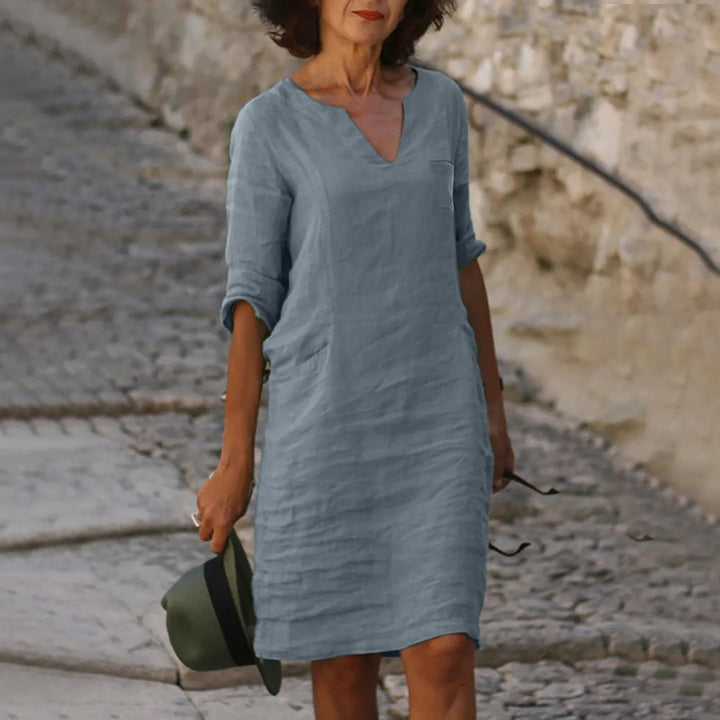 Rona Leinen Shiftkleid mit V-Ausschnitt und Taschen – Lunéa