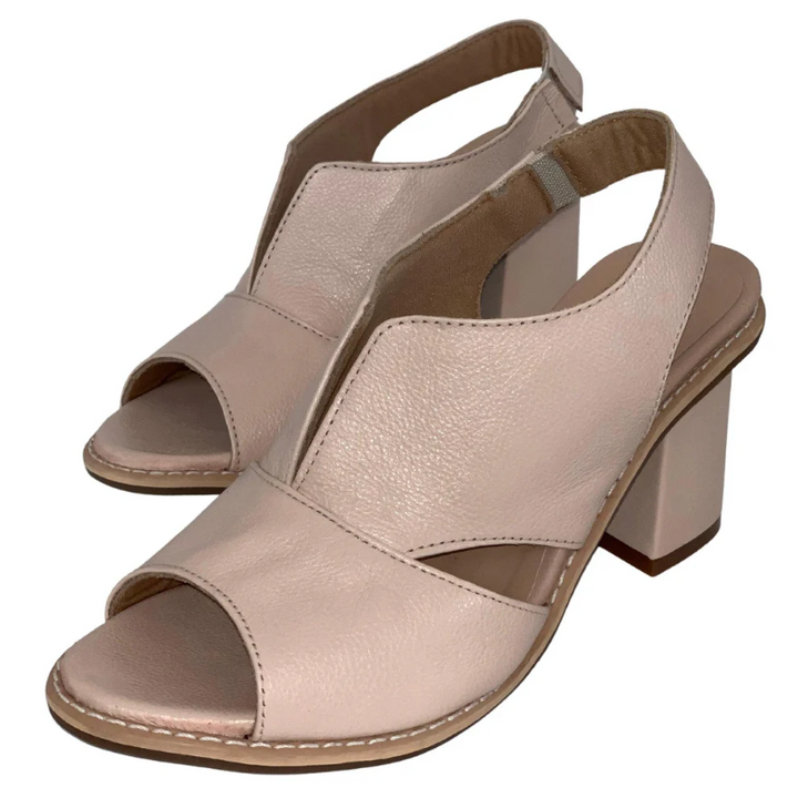 Echoarchiv | Unübertroffene Langlebigkeit und Zeitlose Eleganz In Damensandalen Aus Echtem Leder