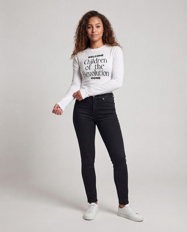 Damen Enganliegendes Cropped-Langarmshirt mit Statement-Print Echo Archiv