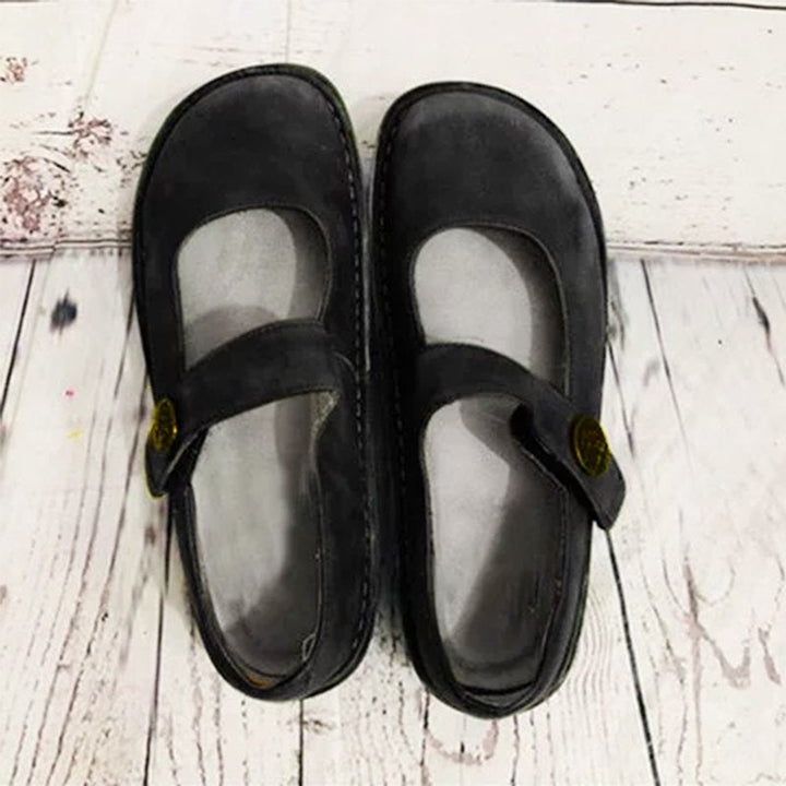 Echoarchiv | Elegante Damenschuhe mit Dekorationen