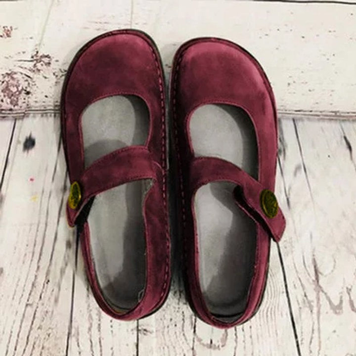 Echoarchiv | Elegante Damenschuhe mit Dekorationen