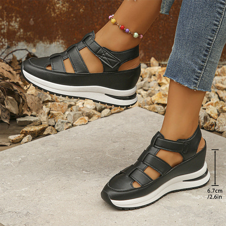 Echoarchiv | Orthopädische Klettsandalen