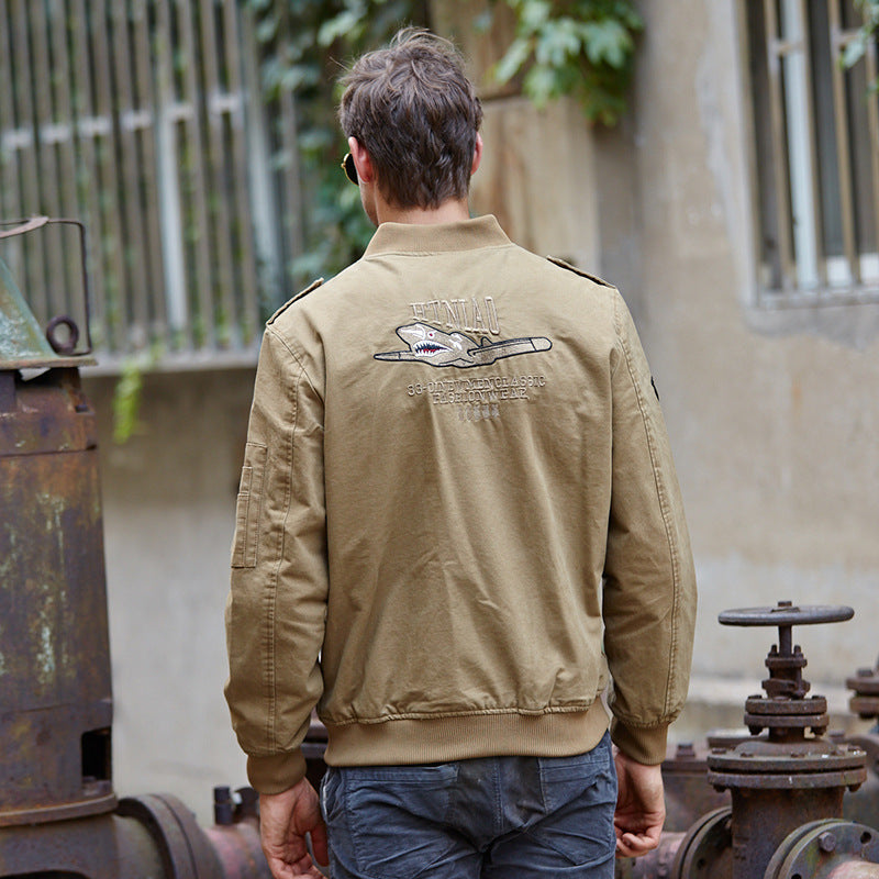 Herren stylische Bomberjacke mit praktischen Patches Echoarchiv