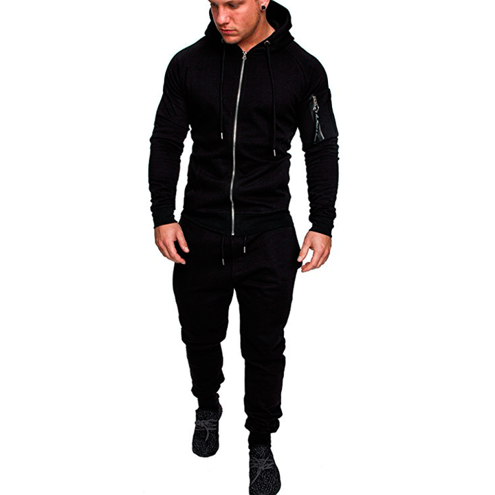 Herren Camouflage Trainingsanzug mit praktischem Nutzen und modischem Design Echoarchiv