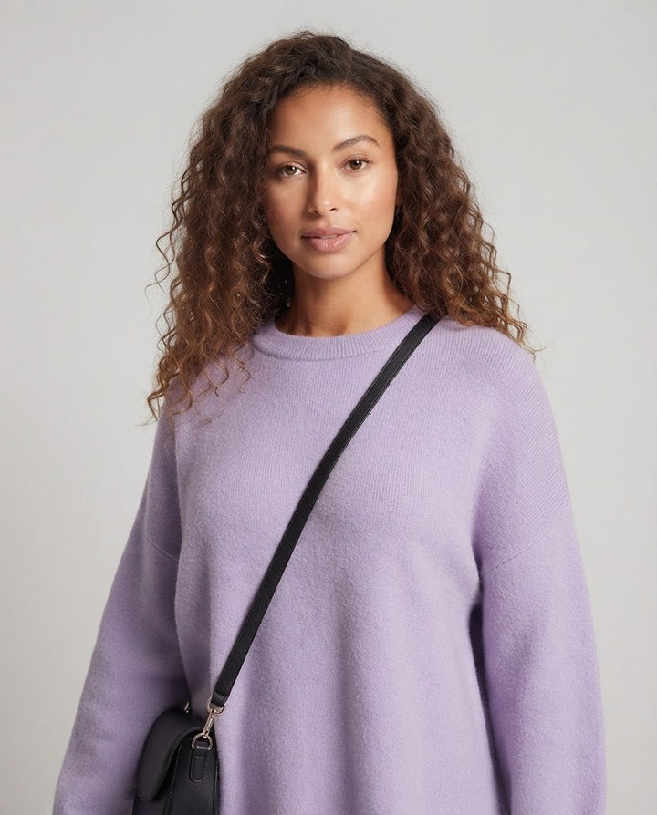 Damen Oversize Longpullover im Mohair‑Look mit Rundhals, überschnittener Schulter und seitlichem Schlitz Echoarchiv