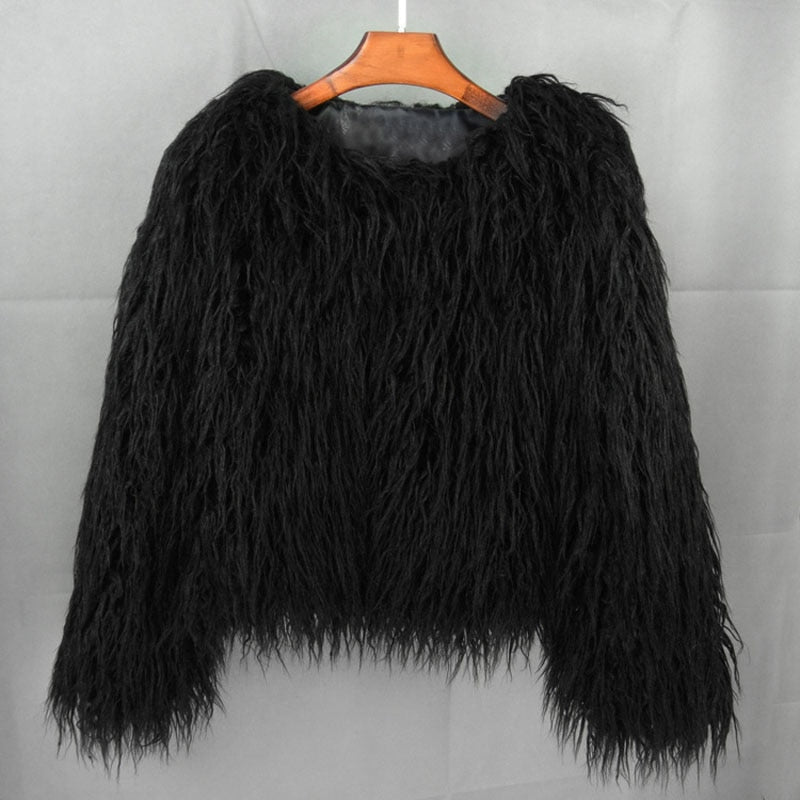 Echoarchiv | Eleganter Warmer Kunstpelzmantel Für Herbst Und Winter