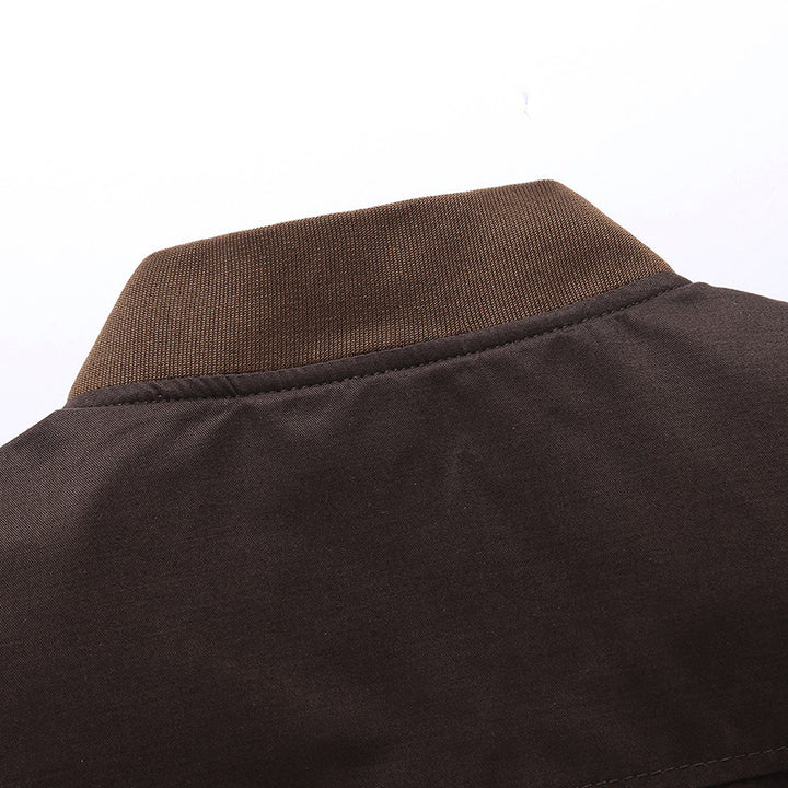 Herren College-Bomberjacke mit Druckknopfleiste, Kontrastbesatz und leichtem Innenfutter Echoarchiv