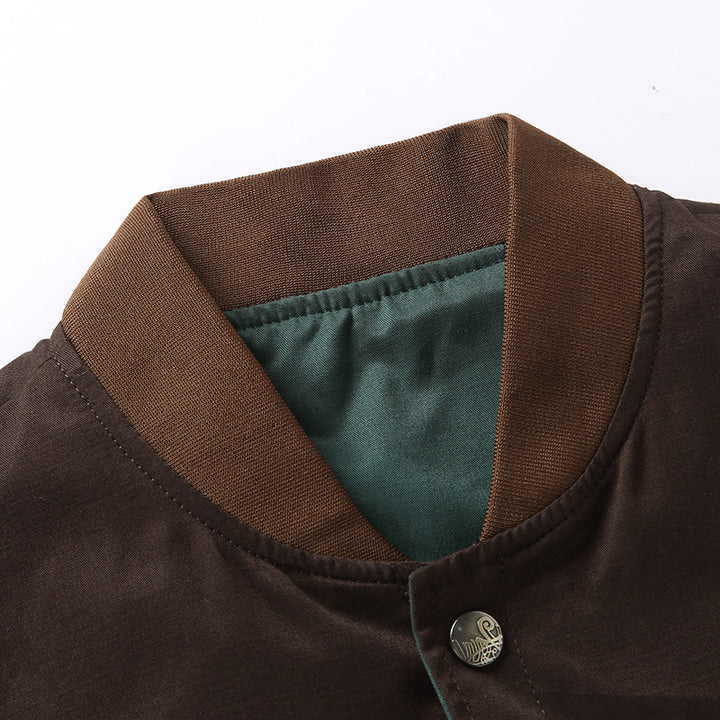 Herren College-Bomberjacke mit Druckknopfleiste, Kontrastbesatz und leichtem Innenfutter Echoarchiv