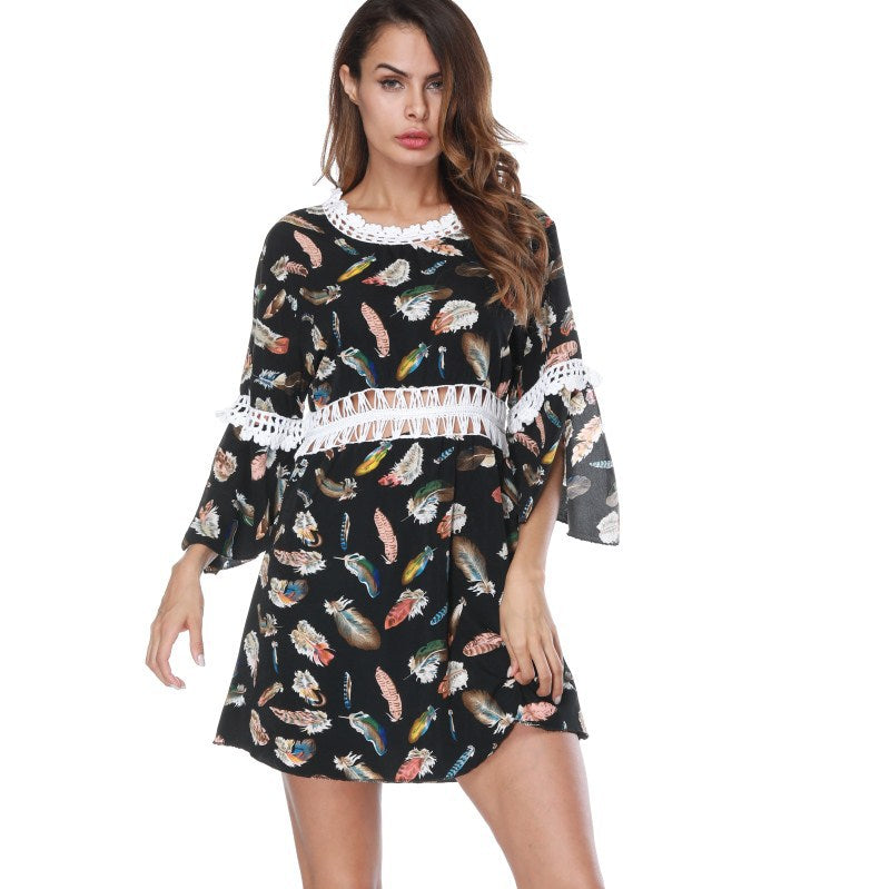 Damen Häkel-Strandkleid mit eleganter Spitzenverzierung Echo Archiv