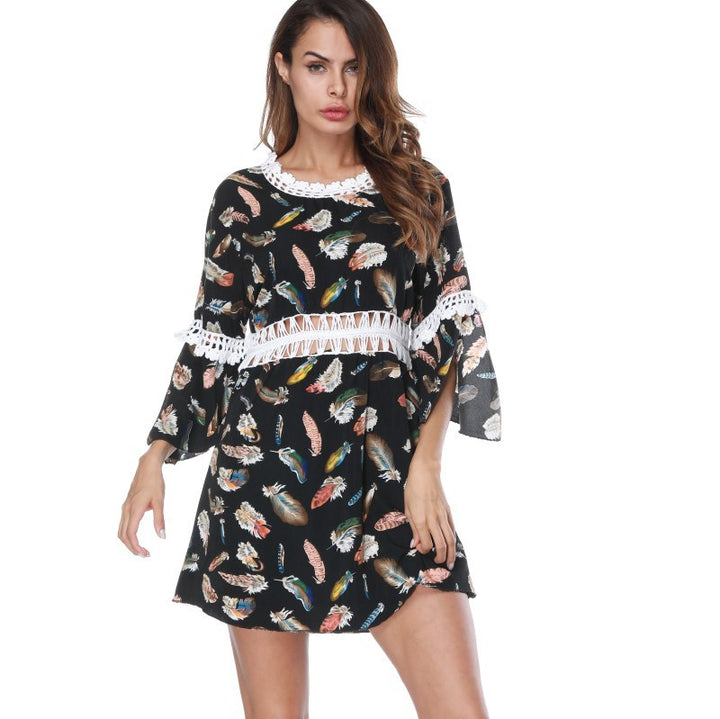 Damen Häkel-Strandkleid mit eleganter Spitzenverzierung Echo Archiv