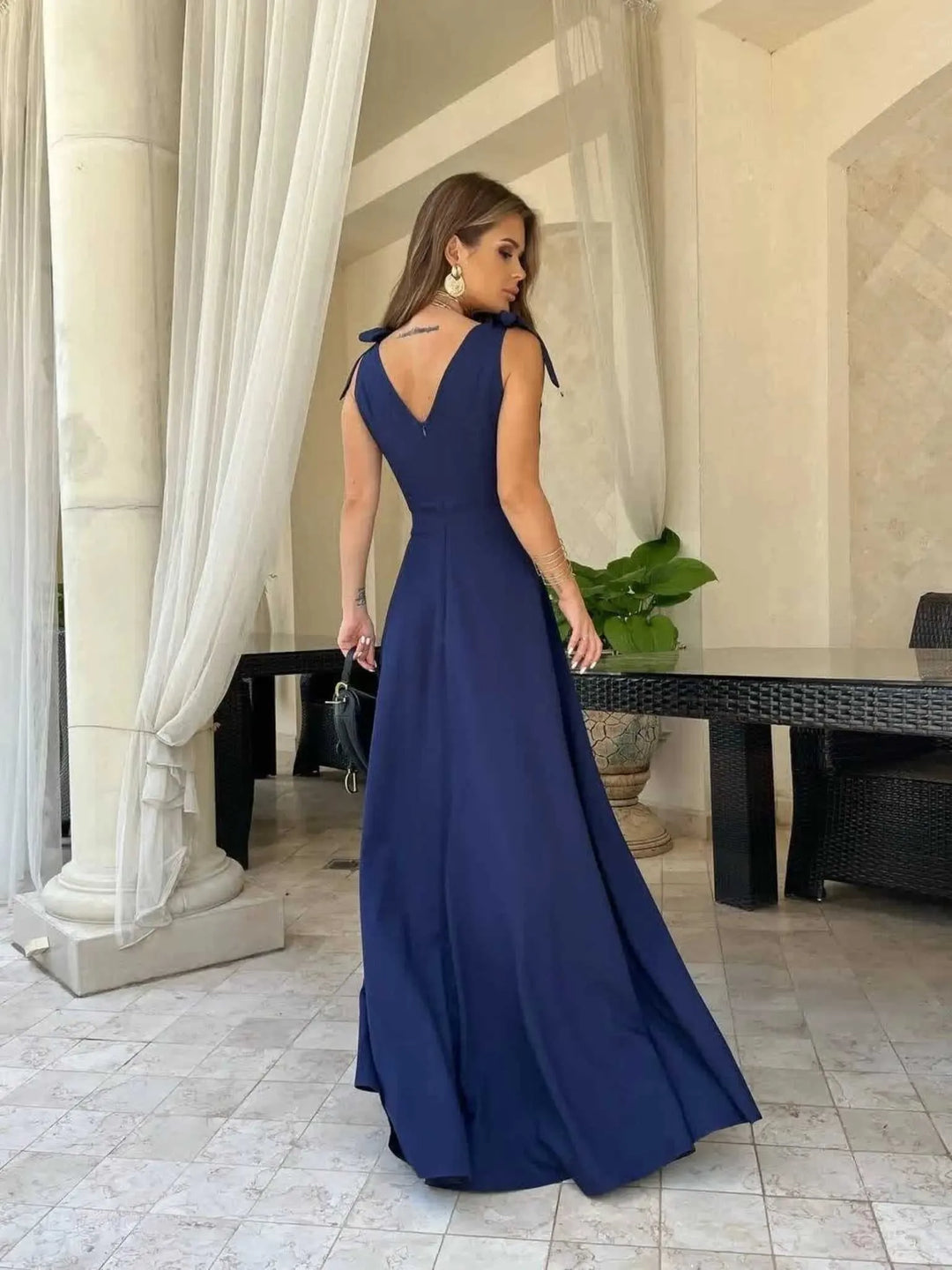 Echoarchiv | Damen Maxi-Kleid mit Kreuz V-Ausschnitt und Schleife