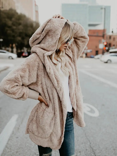Echoarchiv | Gestrickte, Flauschige Kapuzenjacke