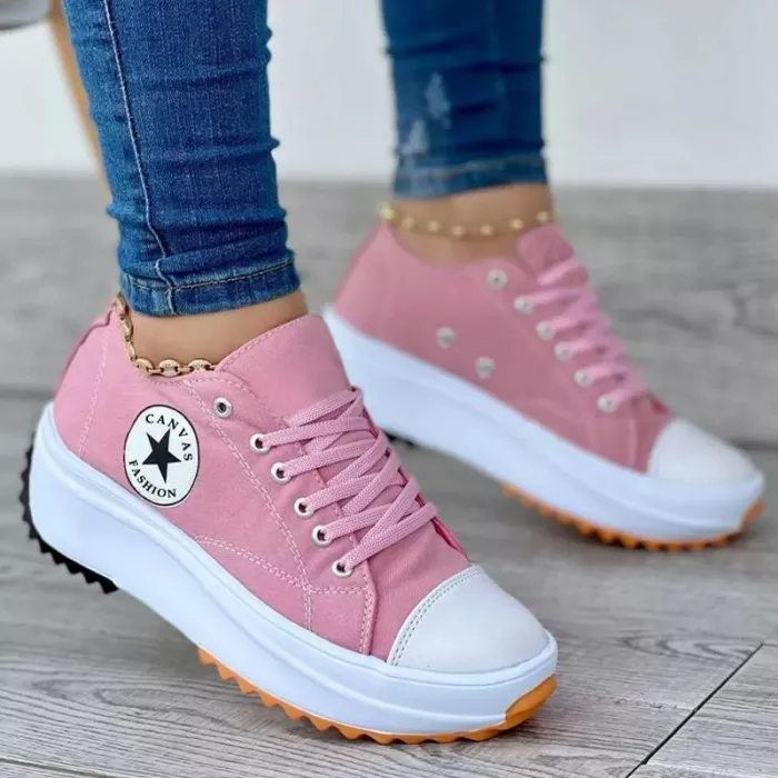Echoarchiv | Orthopädische Schuhe, Schnürsenkel, dicke Sohle