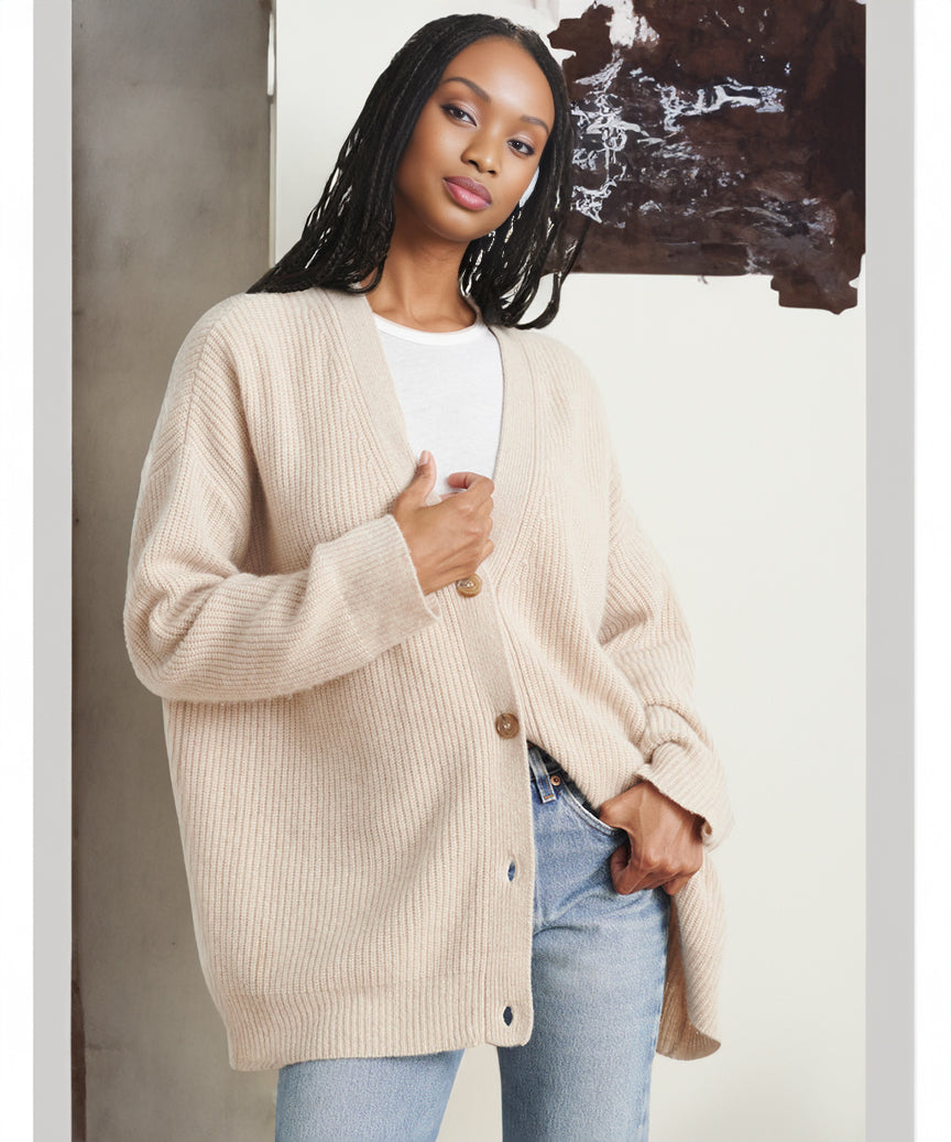 Echoarchiv |Strickjacke für Komfort und Eleganz