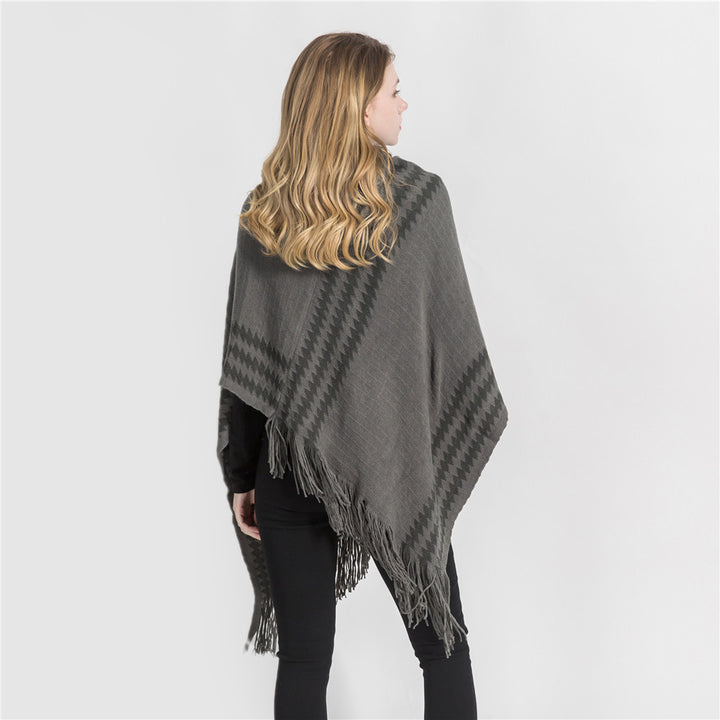 Damen Strick‑Kapuzencape im Hahnentritt‑Jacquard mit Fransensaum – Veloura