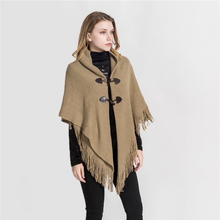 Damen Strick-Ruana-Poncho mit Schalkragen, Knebelverschlüssen und Fransensaum – Veloura