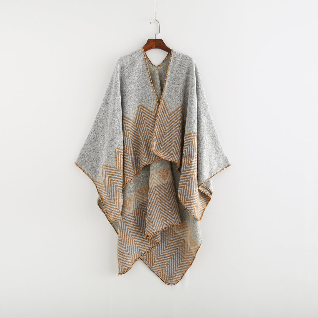 Damen Offener Ruana-Poncho im Oversize mit Chevron-Jacquard und Ziernaht – Célinea