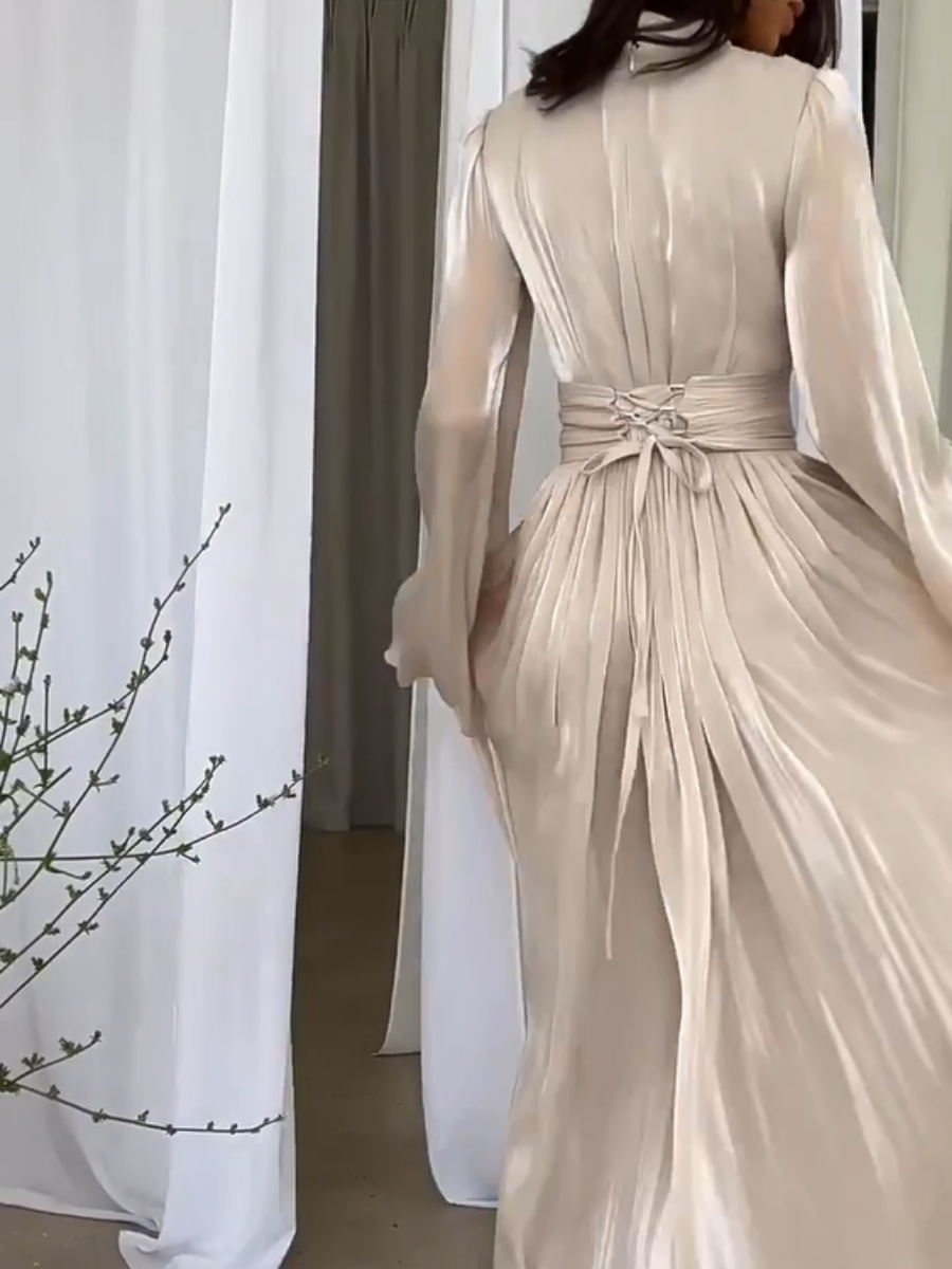 Echoarchiv | Stylisches Maxikleid mit Bindegürtel