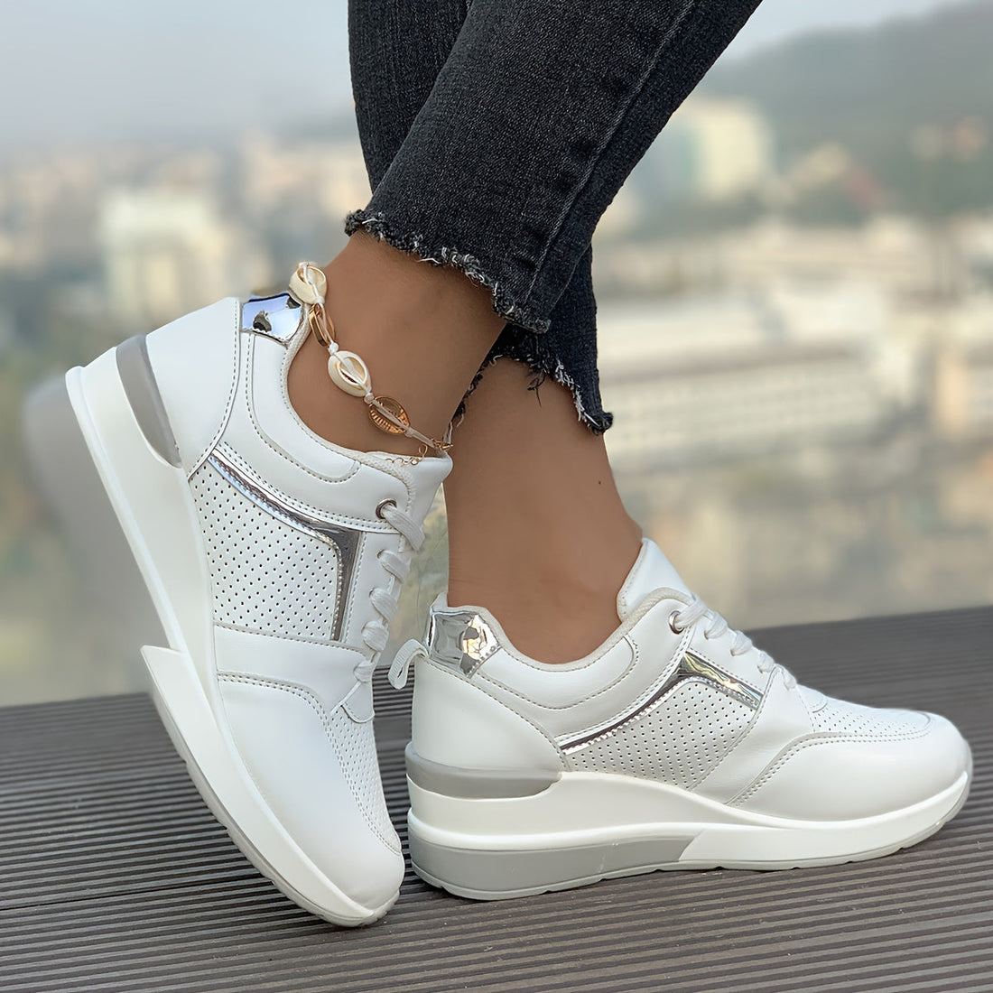 Einfarbige Sneaker Für Damen Ideal Für Den Alltag – Elvéra