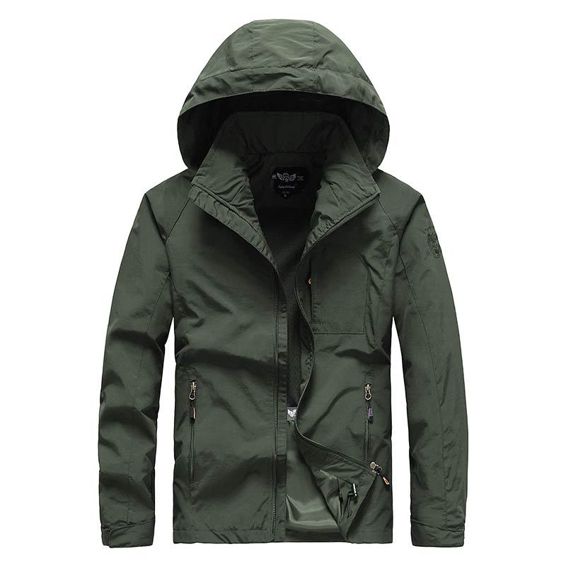 Herren Kapuzen-Softshelljacke mit Mesh-Innenfutter und multifunktionalen Reißverschlusstaschen Echoarchiv